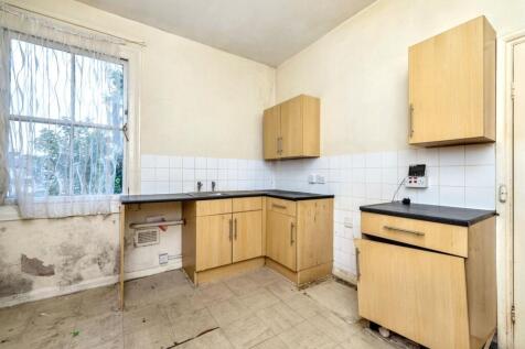 21 A &amp; B Reginald Road, Forest Gate, London E7 9HS