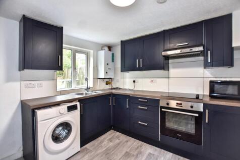 2 Nightingale Cottages, Rushmore Hill, Pratt&#39;s Bottom, Orpington,  BR6 7NW