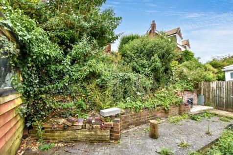 2 Nightingale Cottages, Rushmore Hill, Pratt&#39;s Bottom, Orpington,  BR6 7NW
