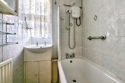 Flat 18, Bartell House, Tulse Hill, London, SW2 2LS