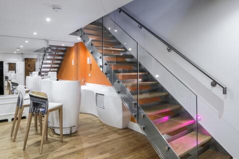 Sonning Court, Sonning-on-Thames, Berkshire, RG4 6UR