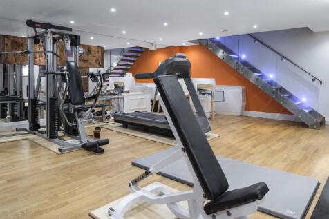 Sonning Court, Sonning-on-Thames, Berkshire, RG4 6UR