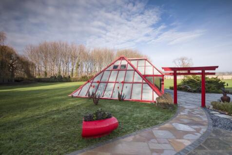 Sonning Court, Sonning-on-Thames, Berkshire, RG4 6UR