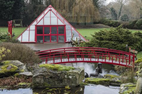 Sonning Court, Sonning-on-Thames, Berkshire, RG4 6UR