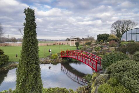 Sonning Court, Sonning-on-Thames, Berkshire, RG4 6UR