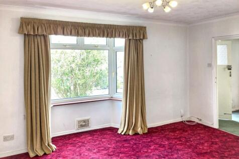 124 Frinstead Road, Erith, Kent, DA8 3LB