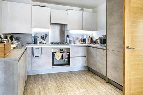 28 Suffield Lodge, Suffield Hill, High Wycombe, Buckinghamshire, HP11 2FR
