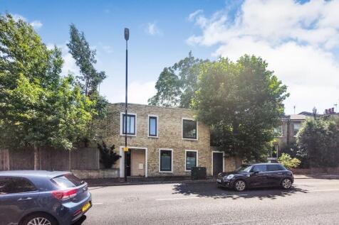208 Cassland Road, London E9 5AJ