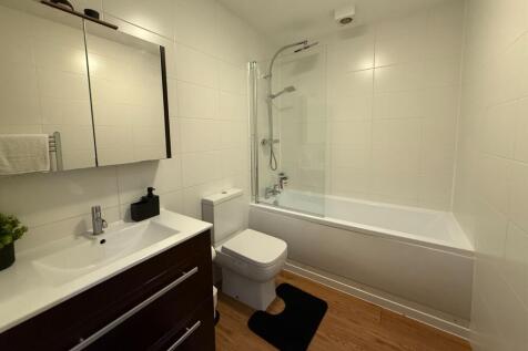 Flat 43, Crecy Court, 10 Lower Lee St, Leicester LE1 3RG