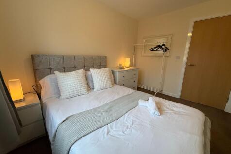 Flat 43, Crecy Court, 10 Lower Lee St, Leicester LE1 3RG