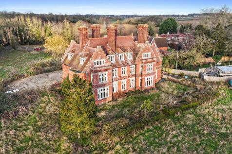 Brookwood Manor, Holbrook Hall Park, Little Waldingfield, Sudbury, CO10 0TH