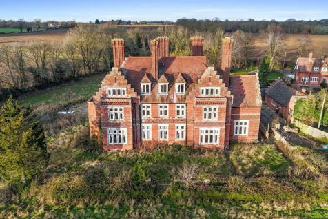 Brookwood Manor, Holbrook Hall Park, Little Waldingfield, Sudbury, CO10 0TH