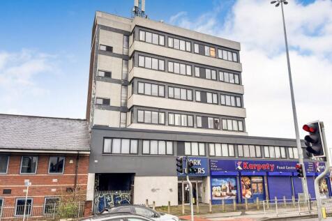 Flat 31 York Towers, 383 York Road, Leeds, West Yorkshire, LS9 6FB