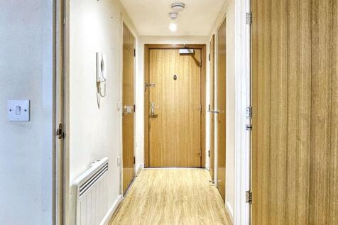 2 Paramount, Beckhampton Street, Swindon SN1 2SB