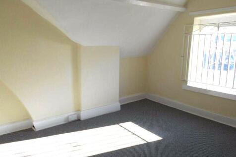 172 Holton Road, Barry, Wales CF63 4HN
