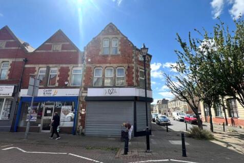 172 Holton Road, Barry, Wales CF63 4HN