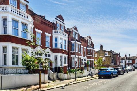 21 Garfield Road, Battersea, London SW11 5PL