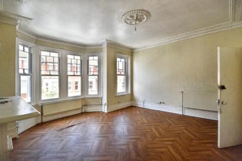 21 Garfield Road, Battersea, London SW11 5PL