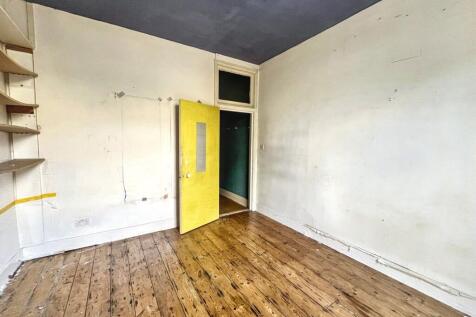 21 Garfield Road, Battersea, London SW11 5PL