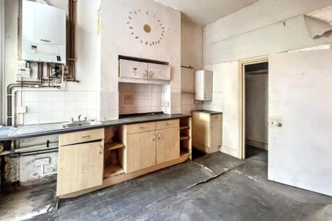 21 Garfield Road, Battersea, London SW11 5PL