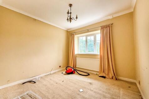 39 Penywern Road, Ystalyfera, Swansea SA9 2NH