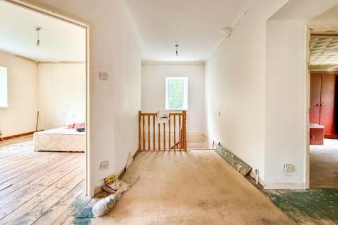 39 Penywern Road, Ystalyfera, Swansea SA9 2NH