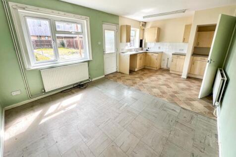 38 Woodland Road, Frome, Somerset, BA11 1LF