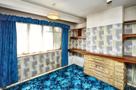 21 Bedford Crescent, Enfield, Middlesex, EN3 6JU