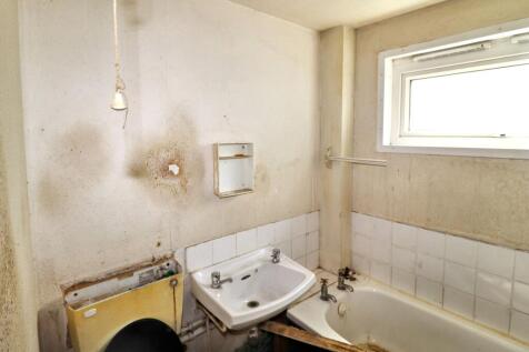 47B Hawkshead Drive, Hawkshead, Bradford, BD5 0TJ