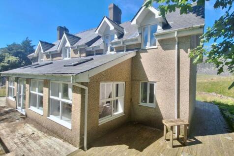 Ty Nant Y Beddau, Ffestiniog, Blaenau Ffestiniog, LL41 4PS