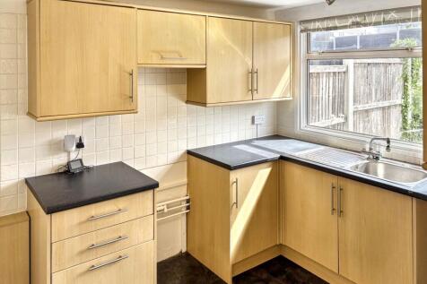 12 Clifton Walk, Benfleet SS7 1DL