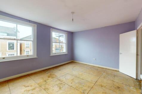 Flat B, 121 Milton Grove, Stoke Newington, London, N16 8QX