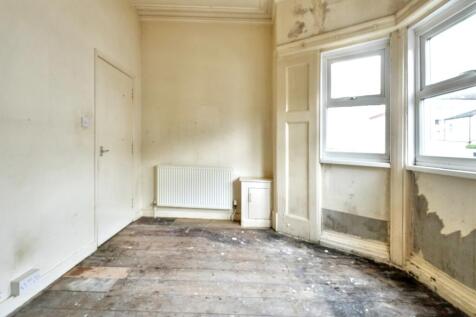 17 Seafield Road, New Ferry, Wirral, CH62 1EQ