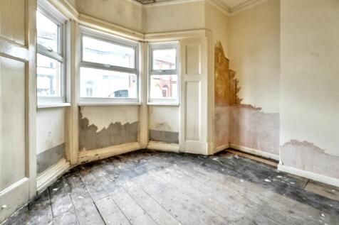 17 Seafield Road, New Ferry, Wirral, CH62 1EQ