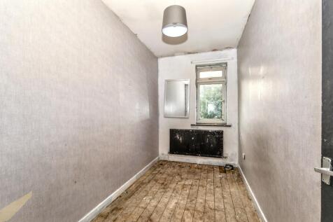 17 Millbeck Road, Middleton, Manchester, M24 4HZ