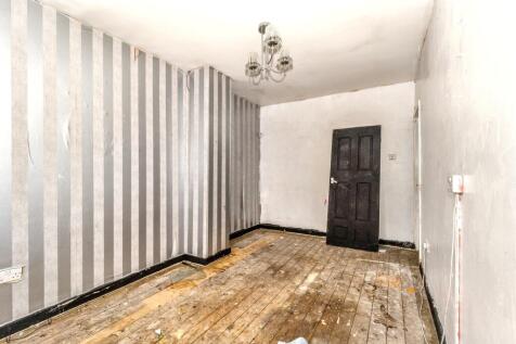 17 Millbeck Road, Middleton, Manchester, M24 4HZ