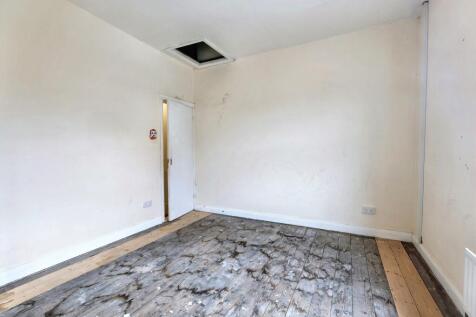 12 Gamble Street, Leigh, WN7 1BE