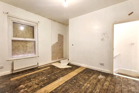 12 Gamble Street, Leigh, WN7 1BE