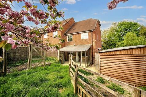 35 Farthing Hill, Ticehurst, Wadhurst, East Sussex, TN5 7BW