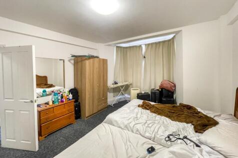Flat 82, Forset Court, Edgware Road, London, W2 2RE