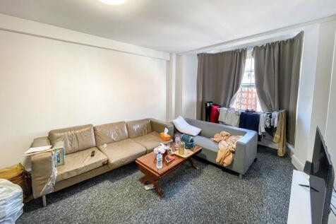 Flat 82, Forset Court, Edgware Road, London, W2 2RE