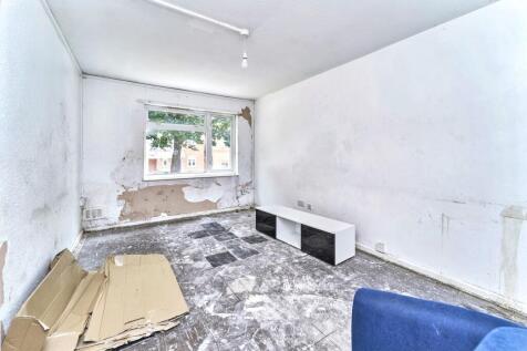 4 The Furlong, Wednesbury, West Midlands, WS10 9SU