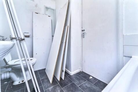 4 The Furlong, Wednesbury, West Midlands, WS10 9SU