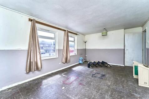12 The Furlong, Wednesbury, West Midlands, WS10 9SU