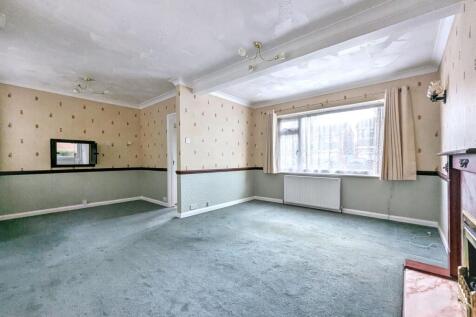 25 Linstead Road, Farnborough, Hampshire, GU14 9HH