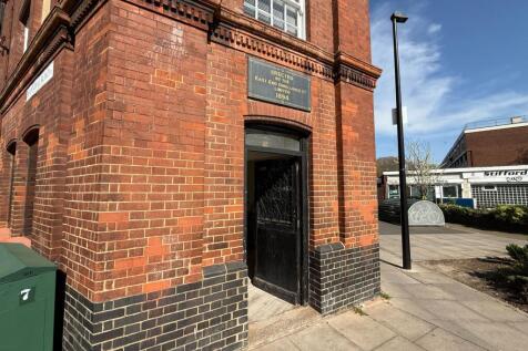 21 Cressy House, Hannibal Road, Stepney Green, London E1 3JE