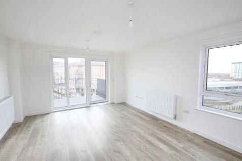 Flat 15, Denman House, 1 New Road, Feltham TW14 9AJ