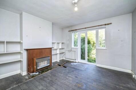 3 Pixham Court, Wimbledon, London, SW19 7EH