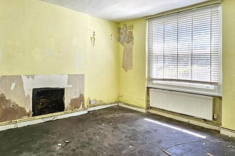 11a Stanlake Villas, London W12 7EX
