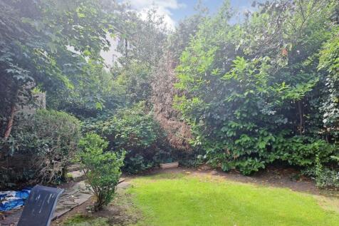 2 Walton Court &amp; Garage, Sheen Park, Richmond, TW9 1UL